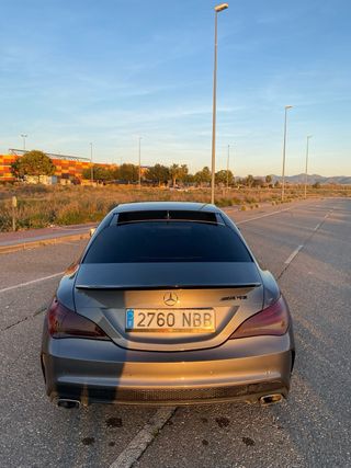 Mercedes-Benz CLA 220d