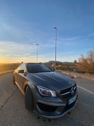 Mercedes-Benz CLA 220d