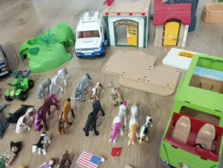 Playmobil:  2 Campos de fútbol y accesorios