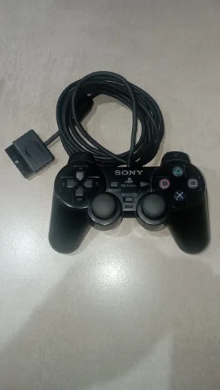 Leer: Consola PlayStation 2 Negra + Mando