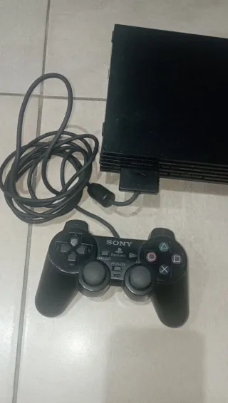 Leer: Consola PlayStation 2 Negra + Mando