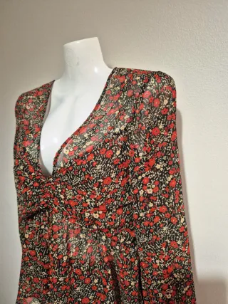 Blusa Zara floral manga comprida