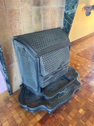 Chimenea antigua hierro forjado