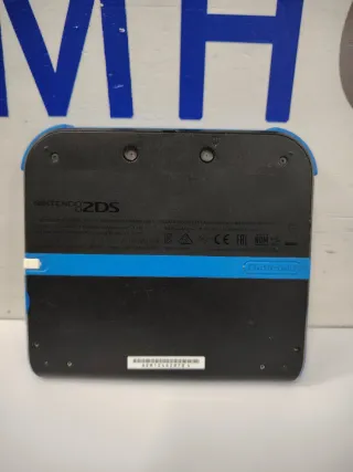 Nintendo 2DS Azul Negra