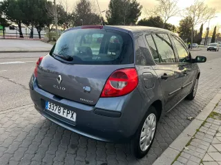 RENAULT CLIO 1,5dci 85cv 5 puertd DISTINTIVO B