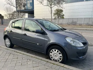 RENAULT CLIO 1,5dci 85cv 5 puertd DISTINTIVO B