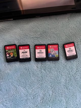 Nintendo Switch con juegos y funda
