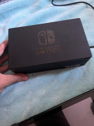 Nintendo Switch con juegos y funda