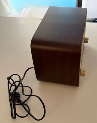 Radio Diseño Antiguo Suntech RPR4000