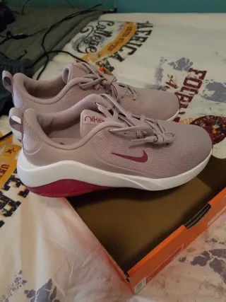 Zapatillas Nike Niña Rosa y Rojo