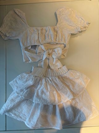 Conjunto New Yorker Top y Falda Blanco Talla XS