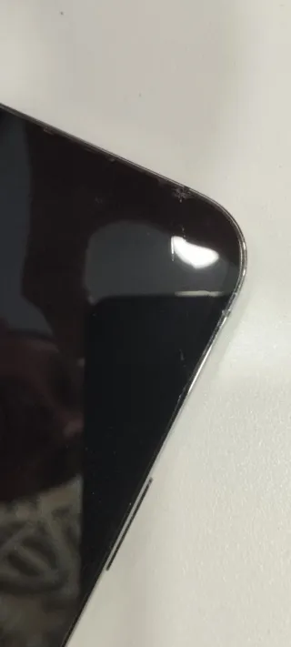 iPhone 14 Pro Morado