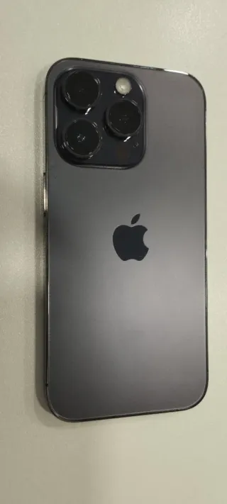 iPhone 14 Pro Morado