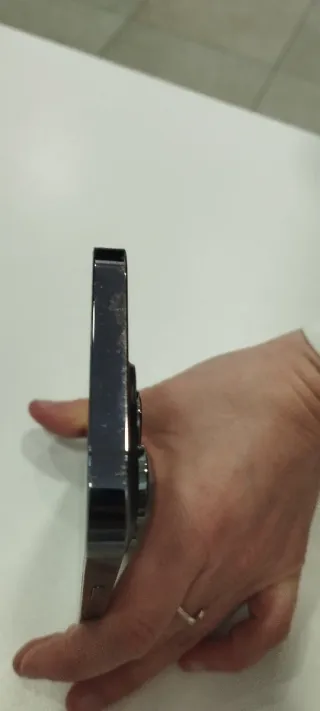 iPhone 14 Pro Morado