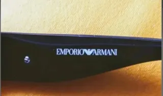 Gafas de sol deportivas negras y grises