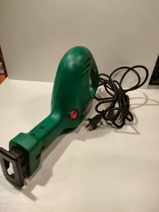 Sierra sable eléctrica parkside