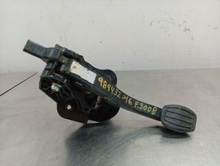 PEDAL EMBRAGUE PEUGEOT 3008 YH01