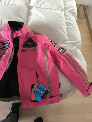 Chaqueta de moto rosa sin estrenar,Talla 12