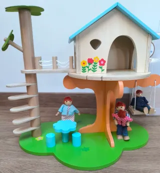 Casa del árbol de Mundo Diver