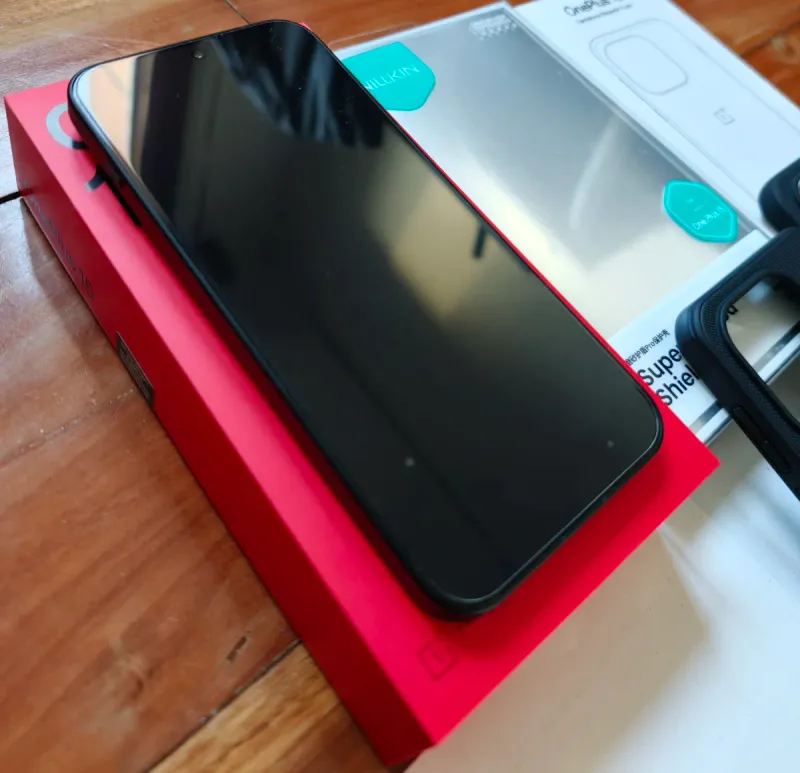 OnePlus 15 afbeelding 2