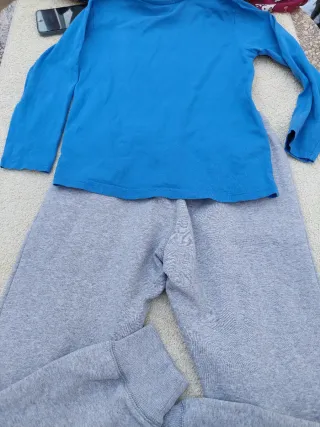 Conjunto camiseta y pantalón chándal T 10 años