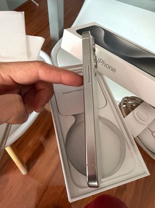 iPhone 15 Pro 256 blanco