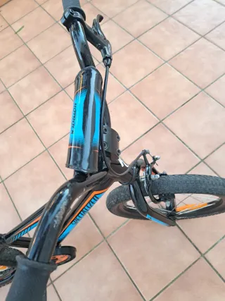 Bicicleta infantil Hotrock, Specialized