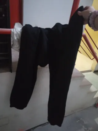 CHÁNDAL PRIMARK NEGRO TALLA XL