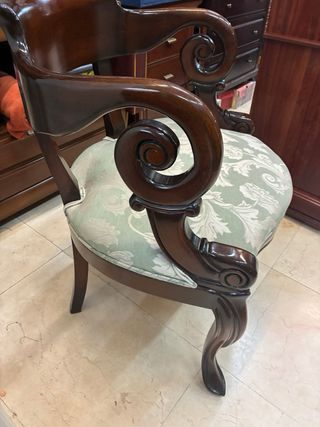 Sillón Madera Maciza Estilo Clásico