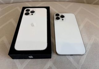 iPhone 13 Pro Max Oro/Bianco