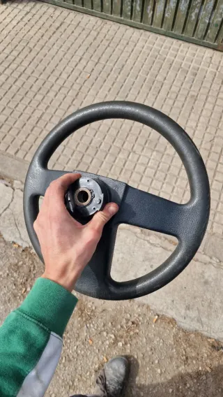 Volante Citroën AX GT