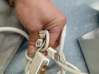 Monitor Cinema Display HD apple 22"