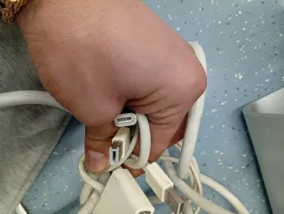 Monitor Cinema Display HD apple 22"