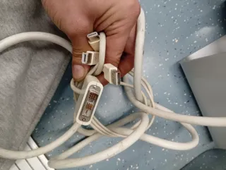 Monitor Cinema Display HD apple 22"