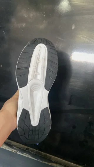 Sneakers Etonic verdi e bianche