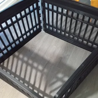 Parque infantil/barrera seguridad perros/niños