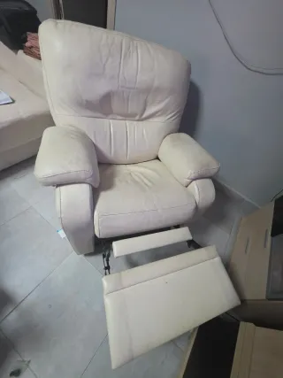 Divano relax beige in pelle