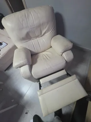 Divano relax beige in pelle