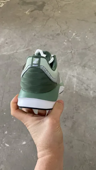 Scarpe Etonic verdi e bianche