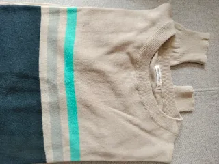 Jersey y bufanda verde mujer