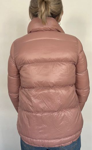 Plumífero fino corto rosa