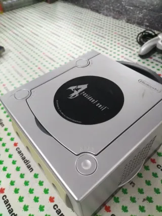 Consola GameCubw Edicion Resident Evil 4