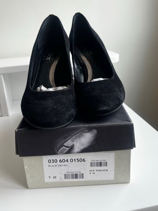 Salones Geox Tacón Alto Negro