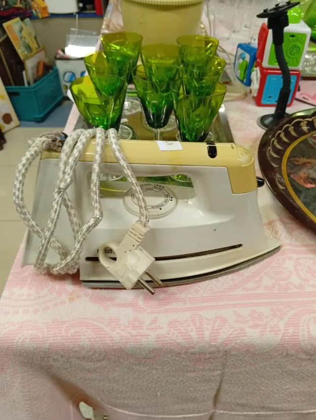 Plancha de ropa vintage