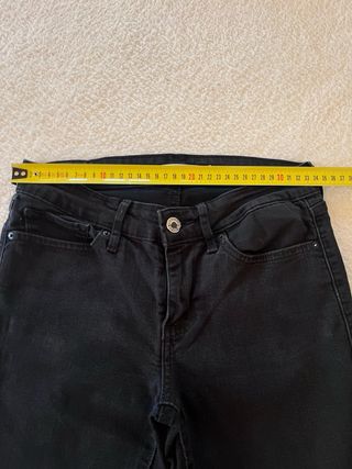 Levi's 711 Skinny W28 L34 Talla S