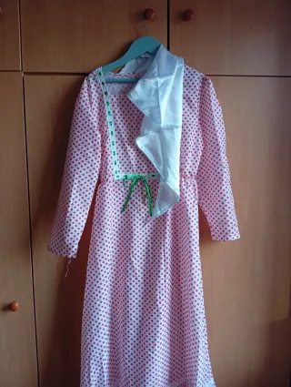 Disfraz "Madrileña "niña lunares rosa