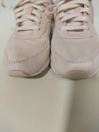 Zapatillas deportivas rosas