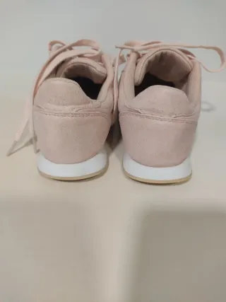 Zapatillas deportivas rosas