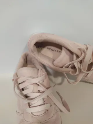 Zapatillas deportivas rosas