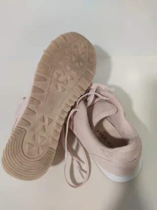 Zapatillas deportivas rosas